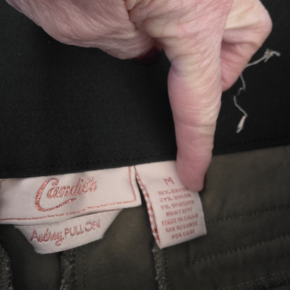 Candie's Olive Pull-On Waist Pants - Picture 5 of 6
